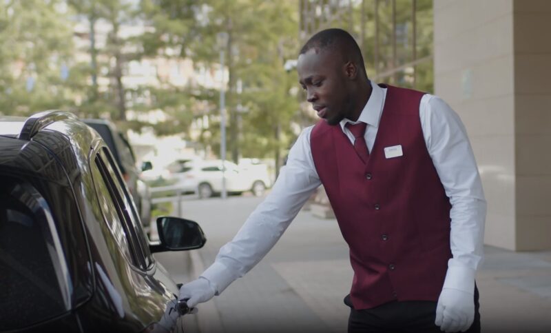 Tipping For Valet Parking: Etiquette And Best Practices